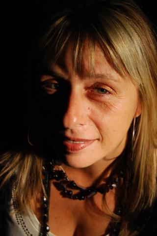 ​Evelyn Losier Artiste présente à la 18e édition du Festival des arts visuels en Atlantique (FAVA).